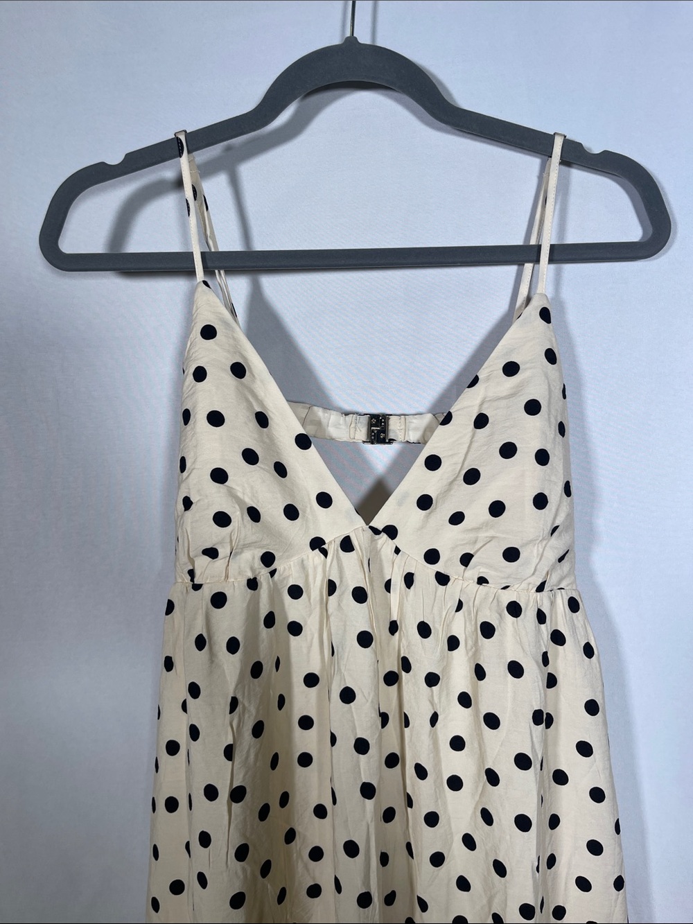 Abercrombie & Fitch Cream Maxi Dress with Black Polka Dot - Picture 3 of 8